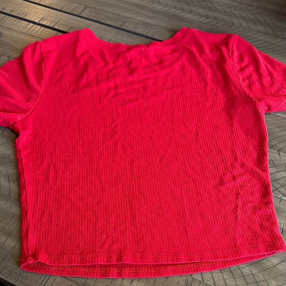 Bozzolo Red Ribbed Short Sleeve Top Cropped - Picture 4 of 4